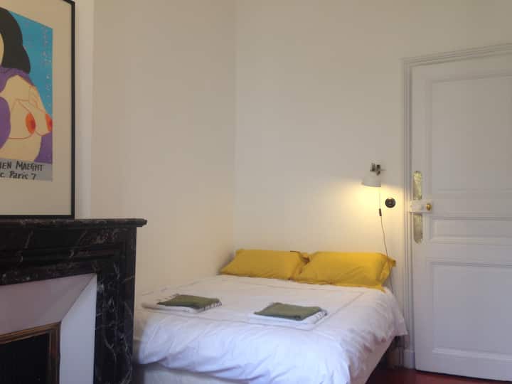 Slaapkamer 2: boven, tweepersoonsbed