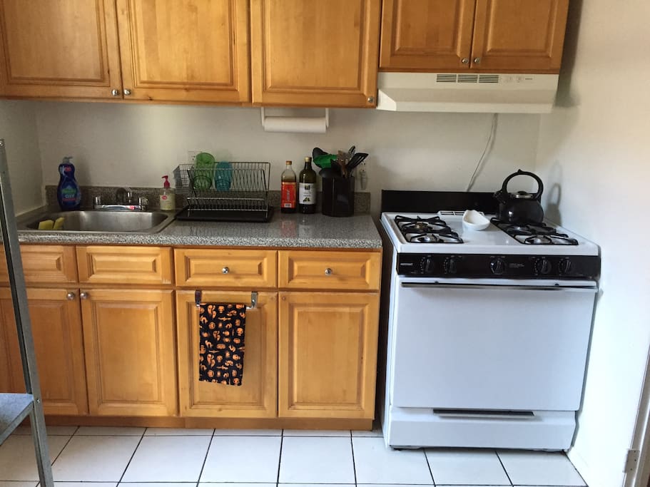 kitchen, full appliances