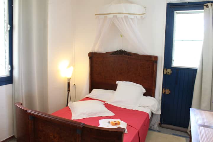 غرفة النوم الرئيسية