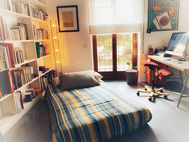 Bedroom 3 (one-and-a-half-square bed)