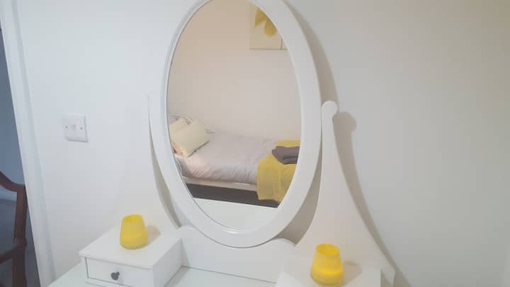 Chumba cha kwanza cha kulala