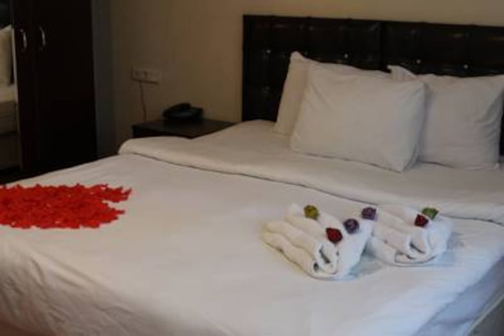 160*200 cm King size bed