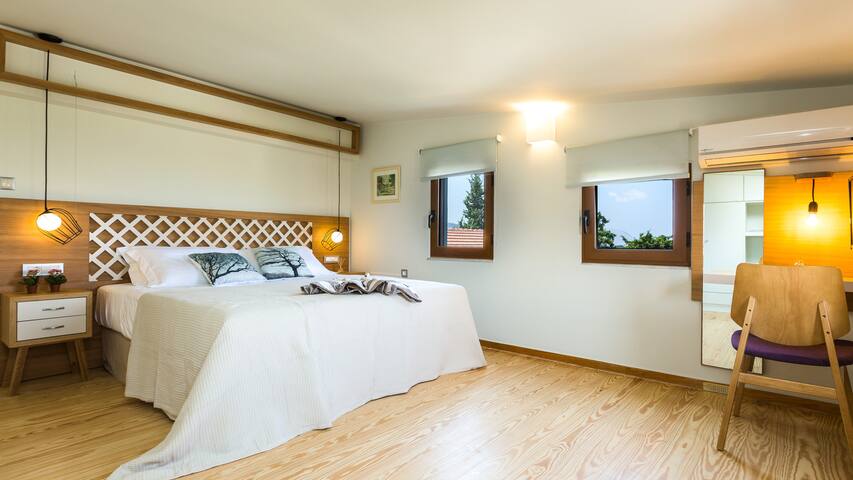 Villa Staride, heated pool, sea view, family, cozy gallery image 5