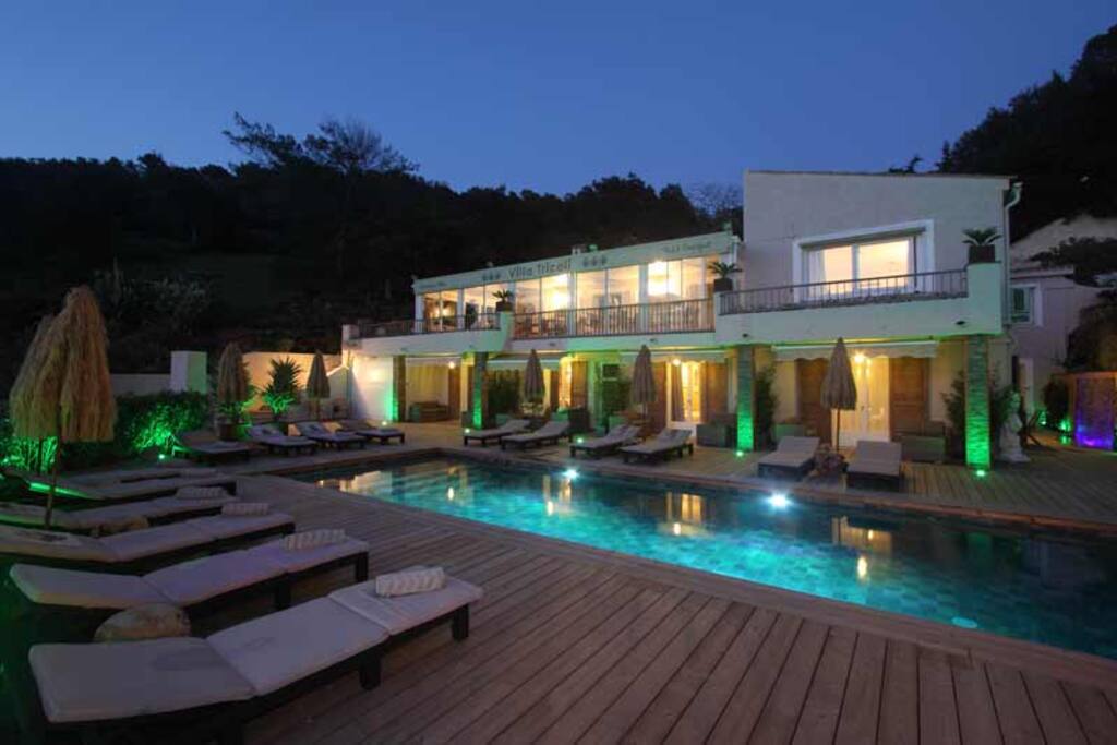 Piscine de nuit