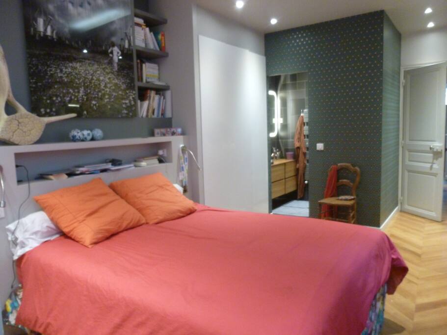 Chambre parentale sur cour
