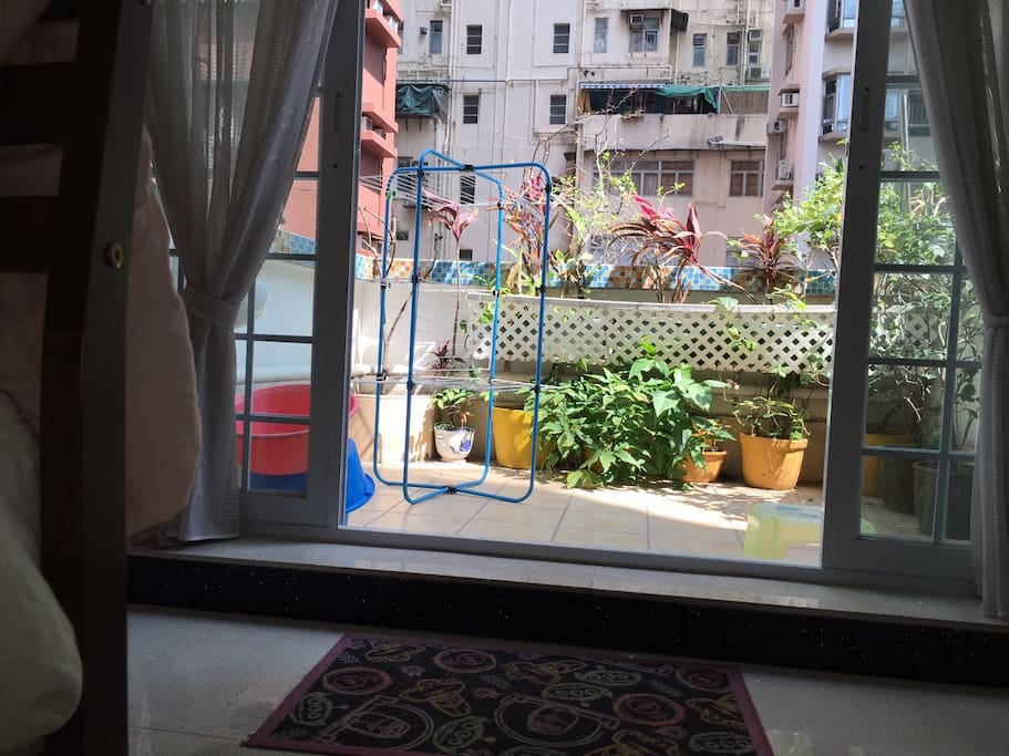 Lliving room 2 with balcony