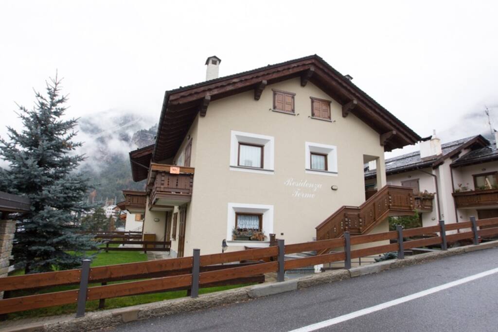 Esterno