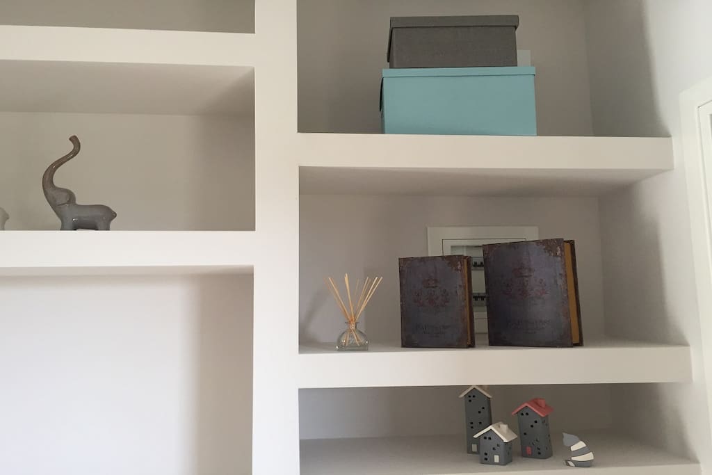 Book case