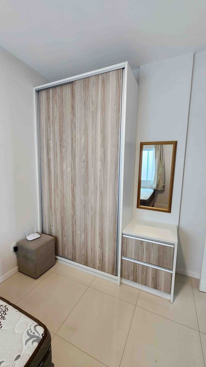 Izba s 1 posteľou
Pár a 1 bicama 