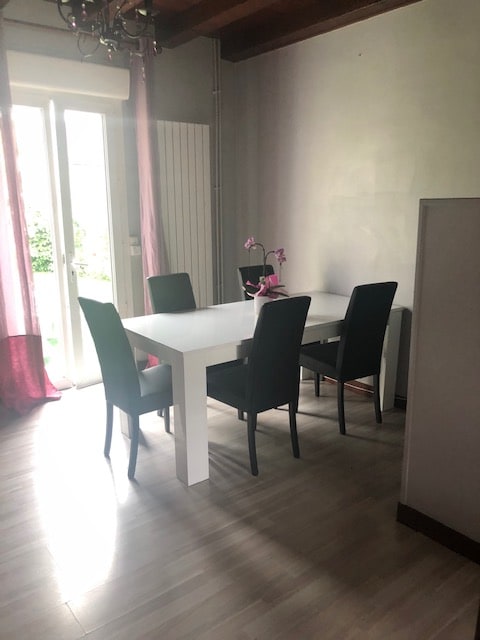 Top performing Airbnb: Detached house for 6 PEOPLE on the outskirts of Paris in Bondy