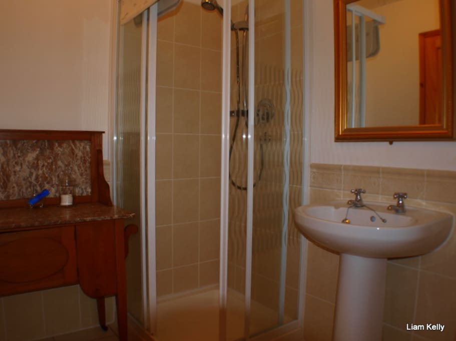 Private Shower Room