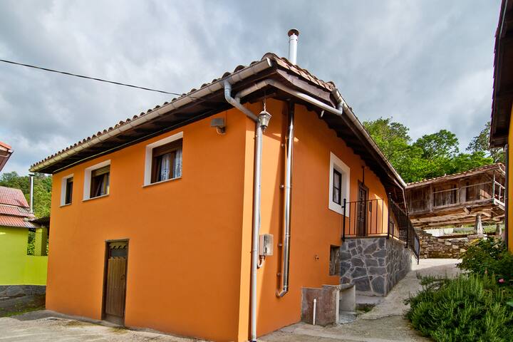 Casa Blason2.Limpia y acogedora.Seguridad y Relax. - Casas ...