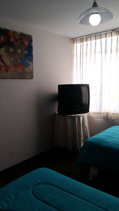 Los dormitorios tienen TV por Cable