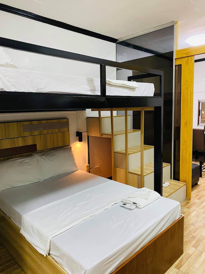 Tandang Sora Vacation Rentals & Homes Tandang Sora, Quezon City