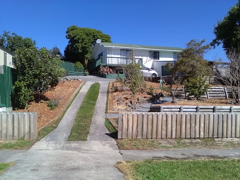 Hillview Family Home Stay Entire house 3 bedrooms