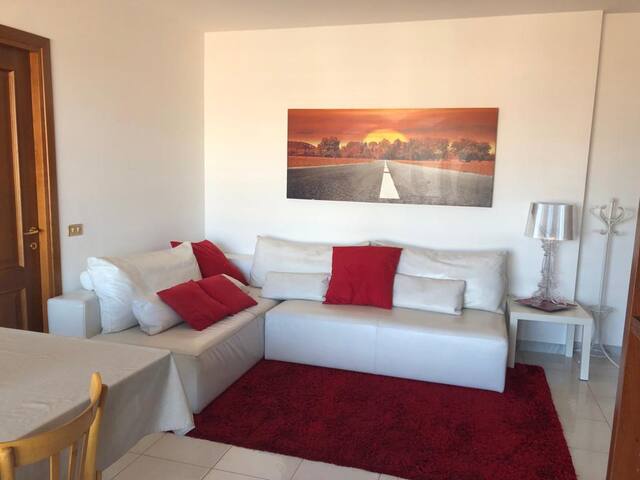 EUR Poggio del Torrino  Very Bright