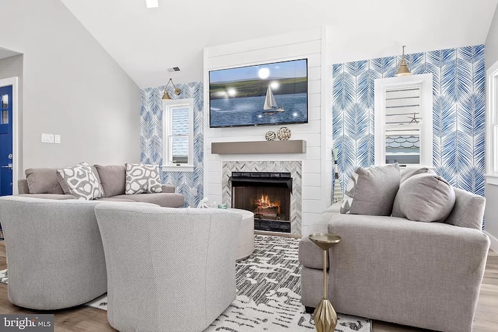 2 Condos! 1st & 3rd Fl, Comfort & Views, Sleeps 21 - Ocean City, NJ