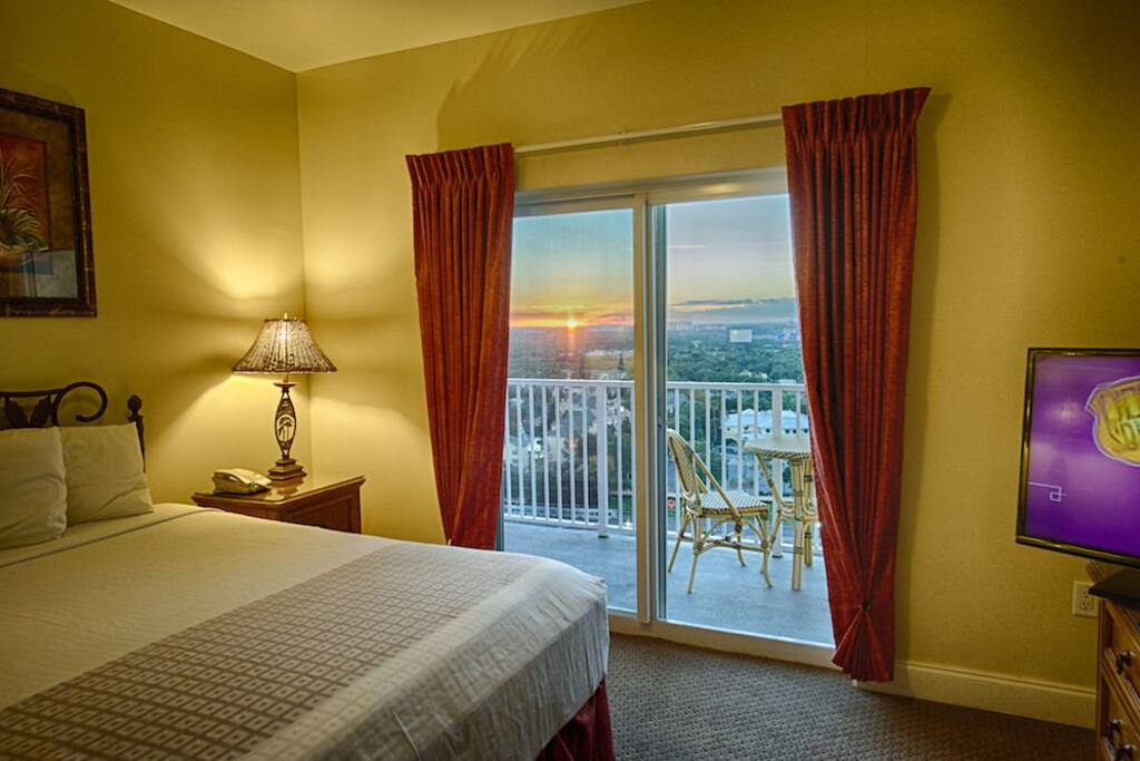 Bedroom,Indoors,Room,Deck,Porch