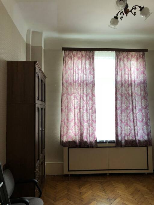 Two spacious and bright rooms have all the necessary details.