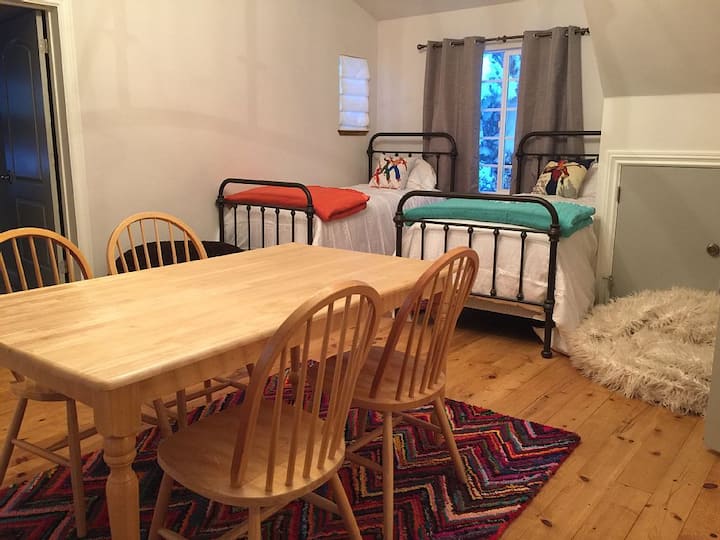 Dve nové samostatné postele v spálni 3