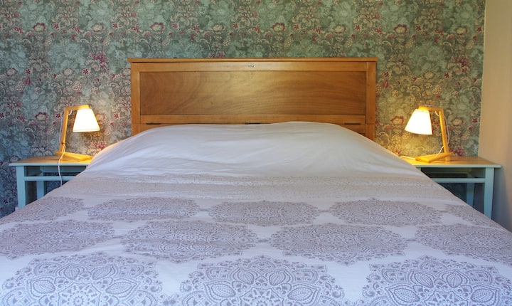 Долната спална соба