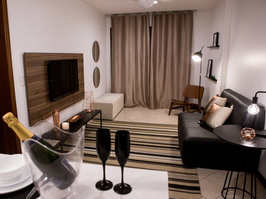 1103 LOFT ELEGANTE e despojado em frente ao MAR..!!