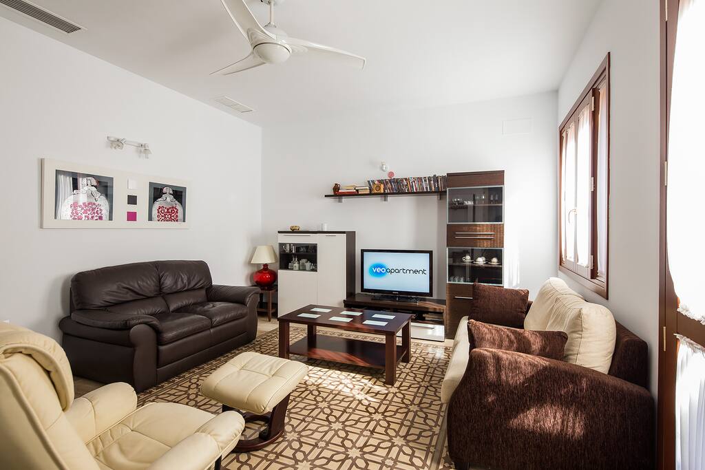 Living room - level 1.