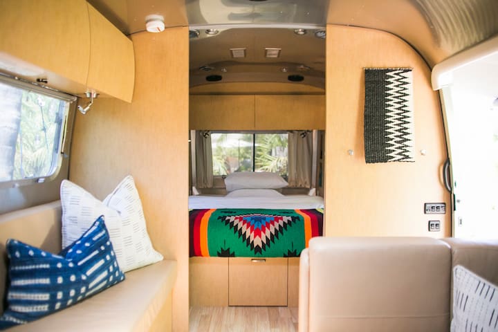 Caravan Outpost, Family Caravan at Ojai's Oasis