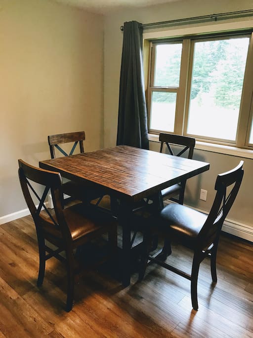 Dining area for 4
