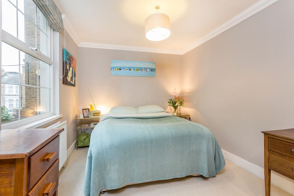 Quiet bedroom