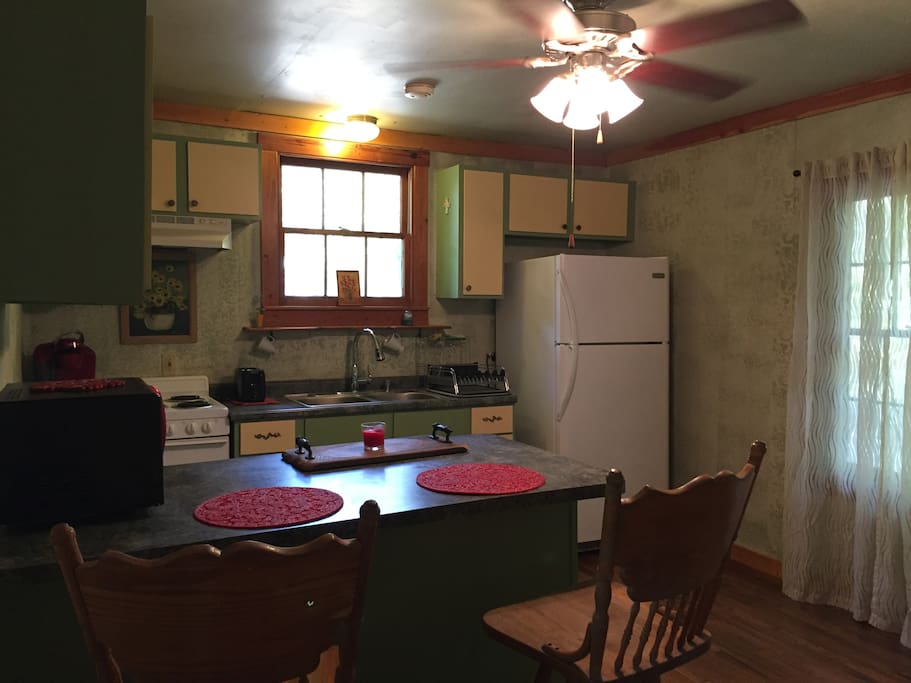 Nice Full Kitchen. Seating for four at the island.