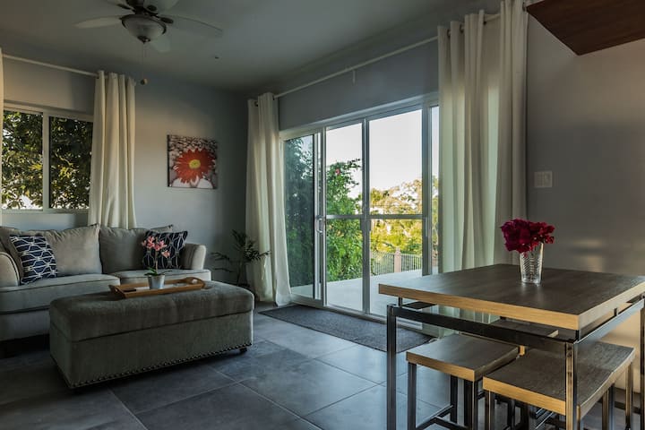 Suzie's Hilltop Estate - Belice