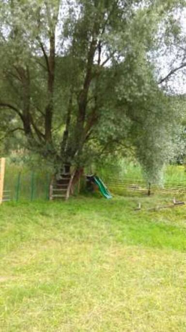 childrens play area