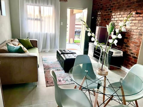 The Cozy Nook @ Skyfall Country Estate