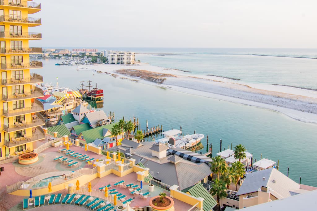 Emerald Grande 824 Best Balcony View In Destin Condominiums For
