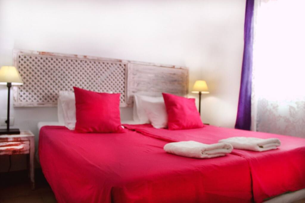 Dormitorio Cama Doble 1,80