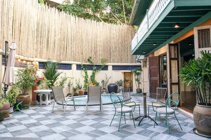 Private House 1930s/Jacuzzi pool/5minMRT/Local gallery image 3