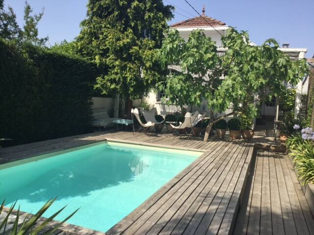 Maison de charme avec piscine chauffée – Bordeaux gallery image 2