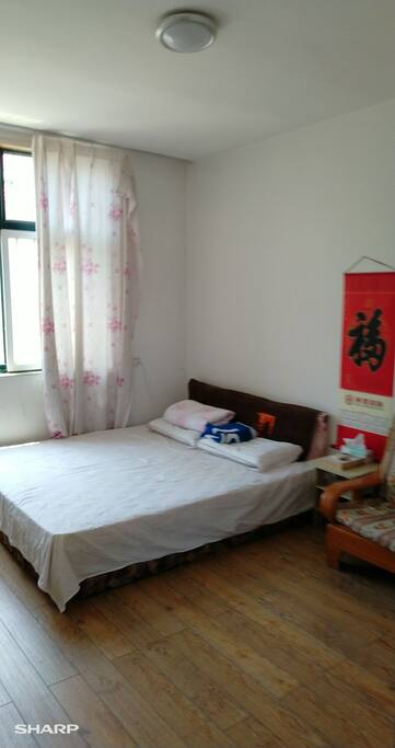 卧室 BEDROOM