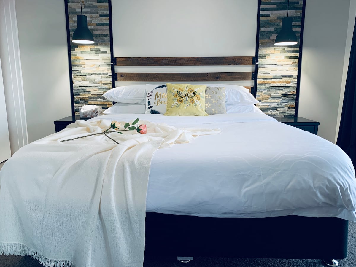 The Silvermoon Villa 2--Tamborine Mountain — photo via the host's Airbnb listing