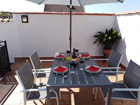 Anuncio de Airbnb popular: Casa Al-zahira 2 en Córdoba