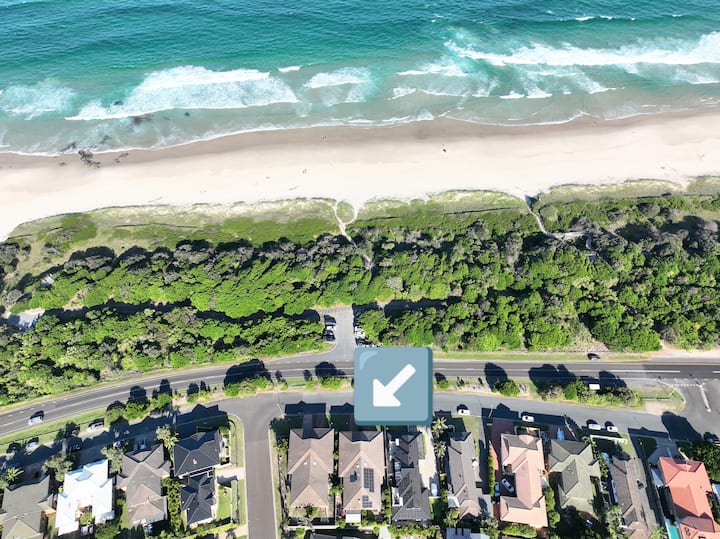 Beachfront property at Angels Beach, Ballina. Houses for Rent in East