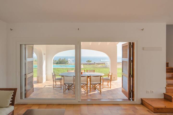 Casa con piscina, vistas y acceso privado al mar. gallery image 3