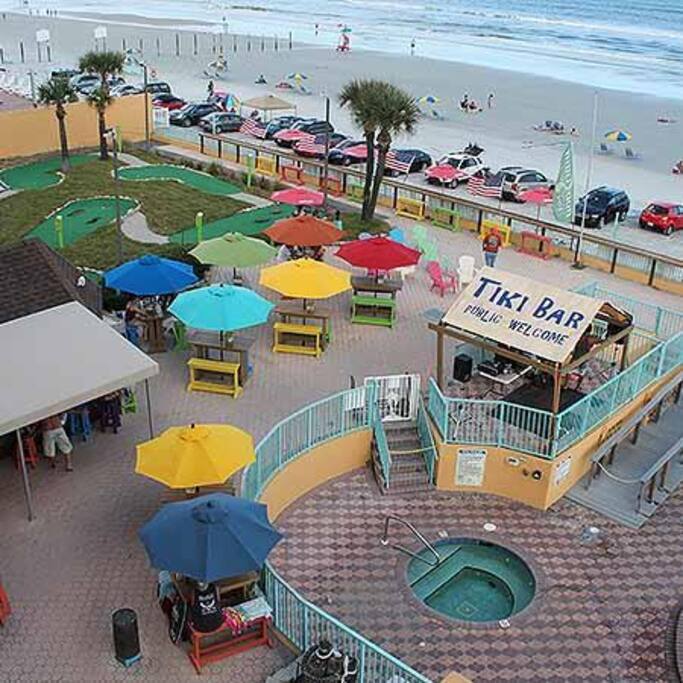 TIKI BAR
