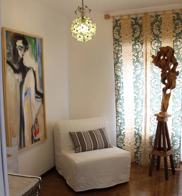Salotto con divano letto.
1 Ospite.