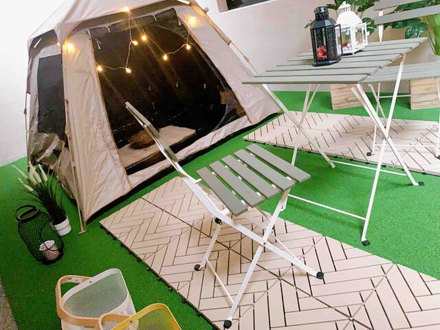 American-style family room/Airport Direct Bus gallery image 4