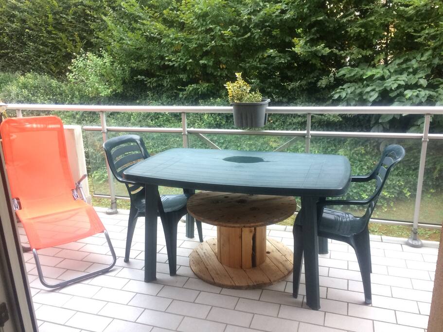 belle terrasse au vert Sud-Ouest