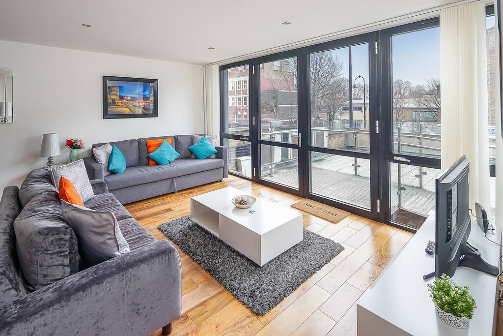 Doors lead out to private roof terrace