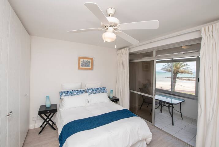 Stunning beachfront apartment