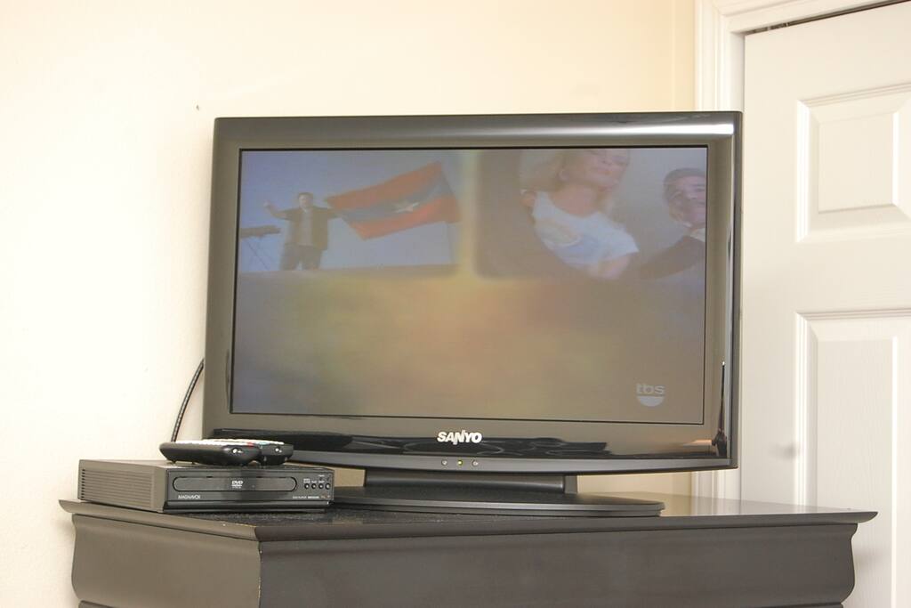Oak Shores 58-Guest Bedroom TV